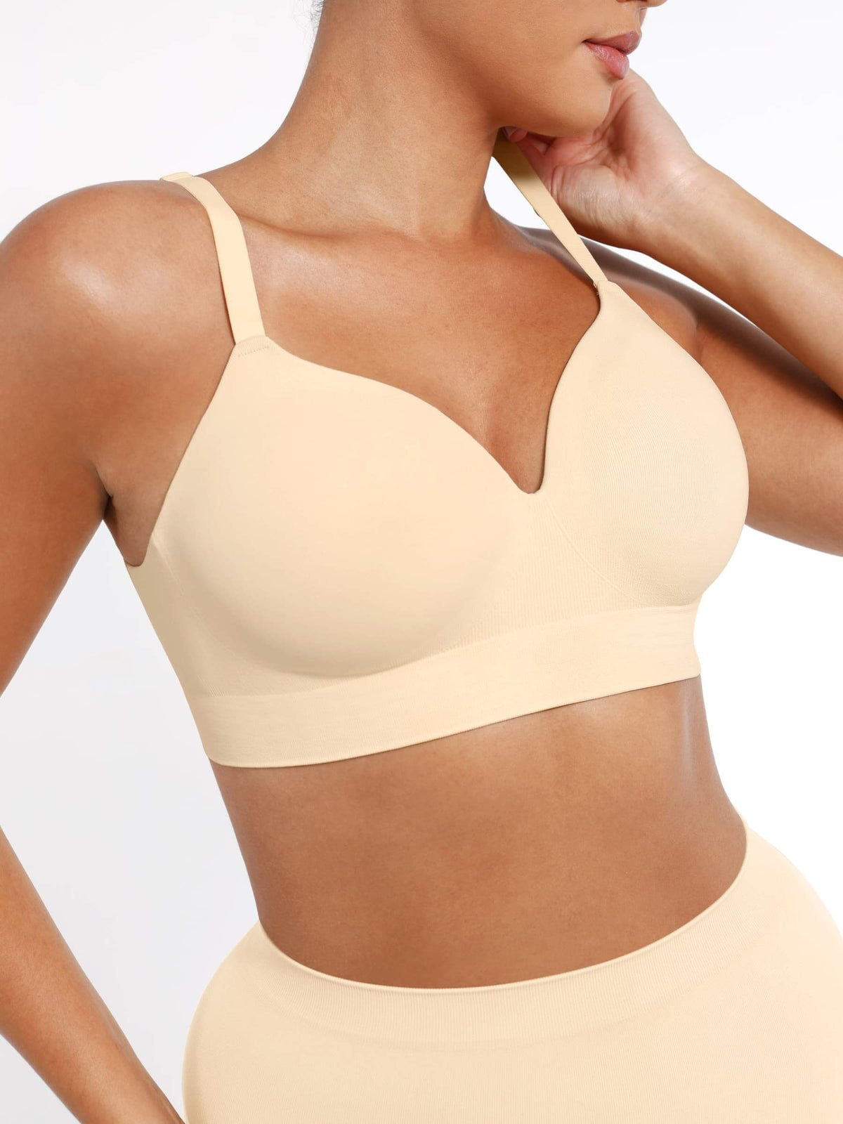 Seamless Wireless Support Bra
