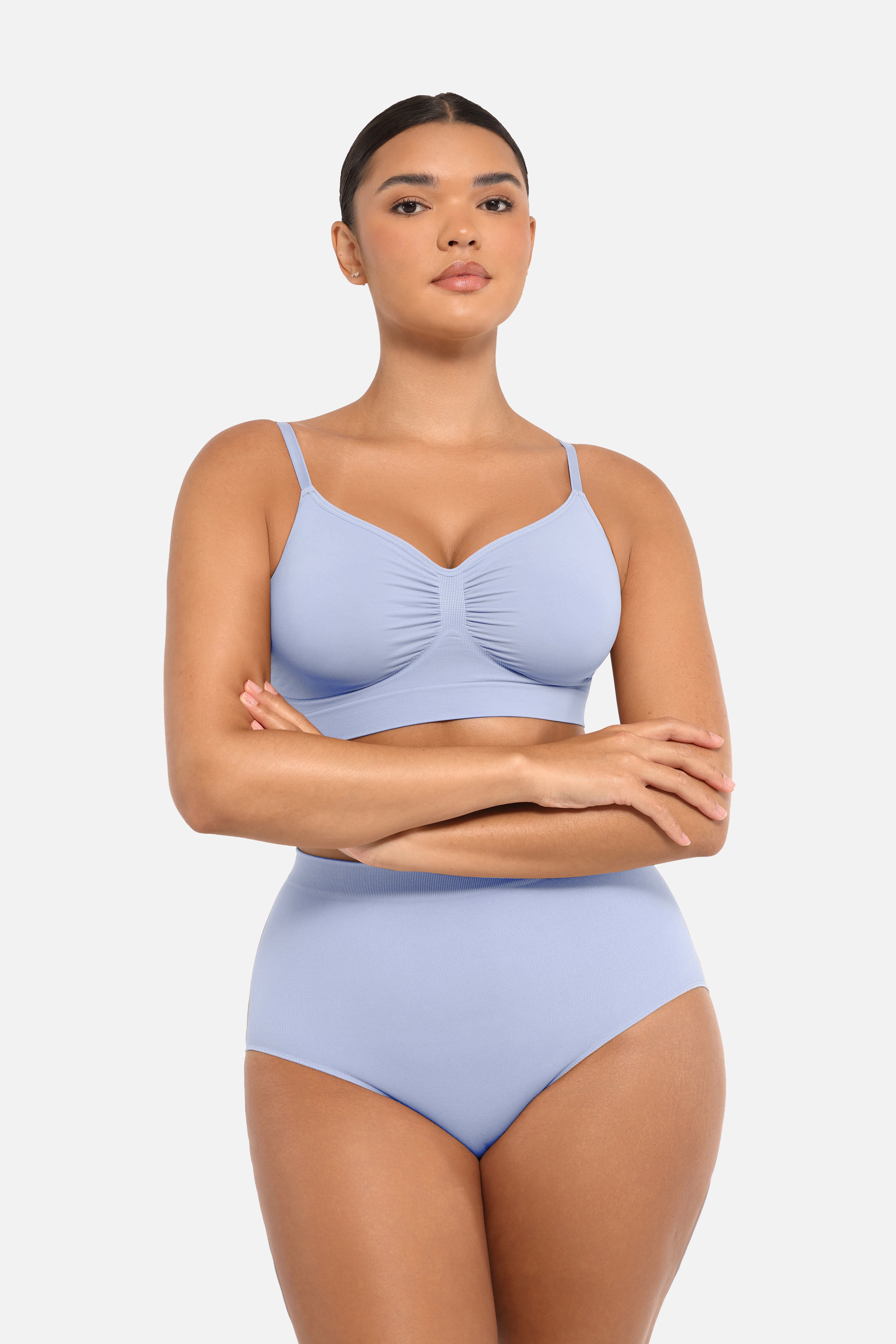 Seamless Peach Hip Brief