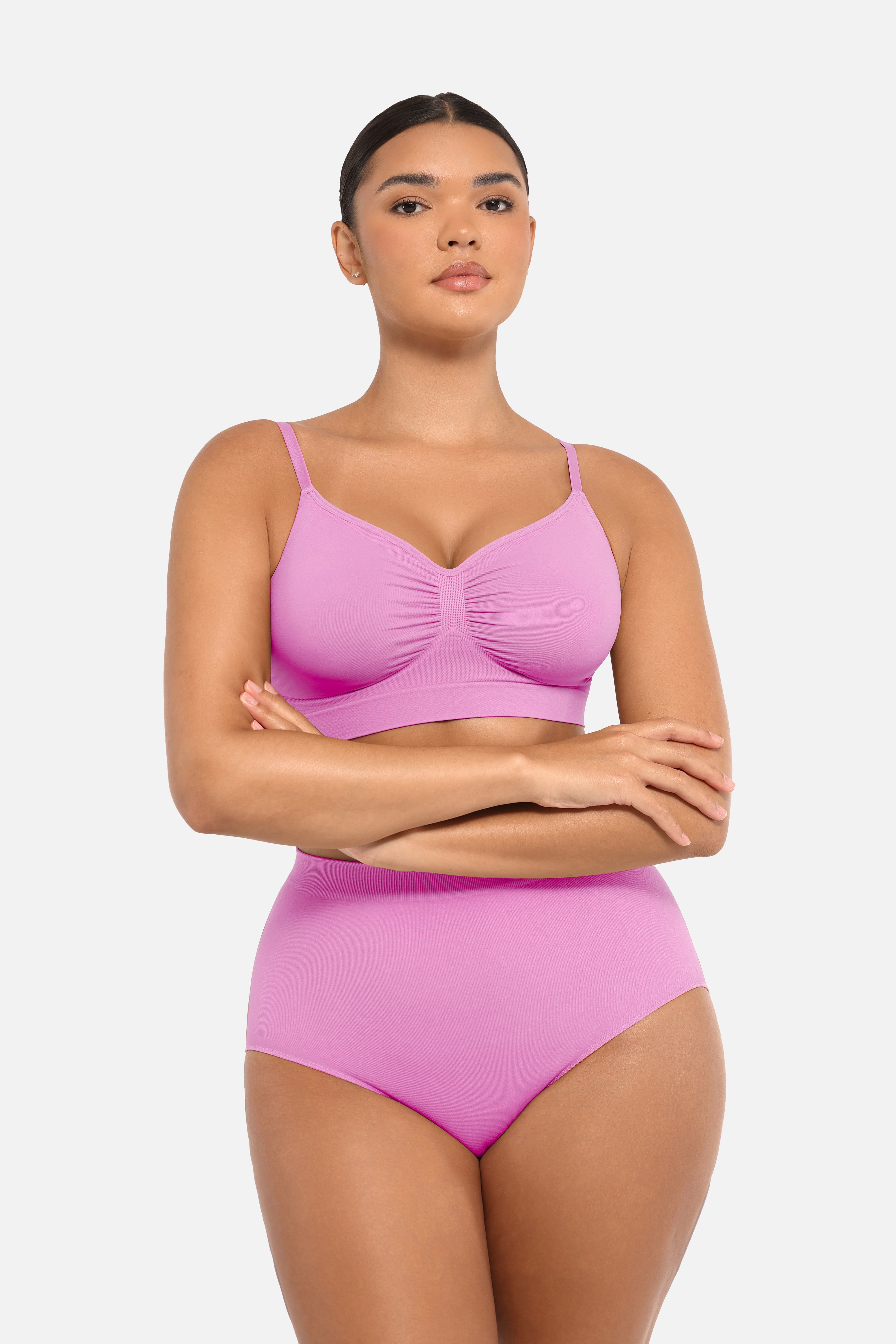 Seamless Peach Hip Brief