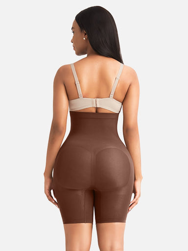 Buckle Strap Waist Trimmer Shorts