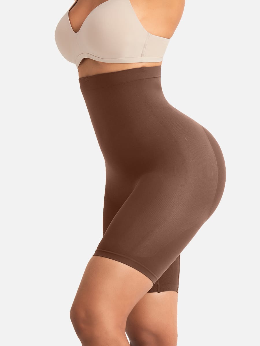 Buckle Strap Waist Trimmer Shorts
