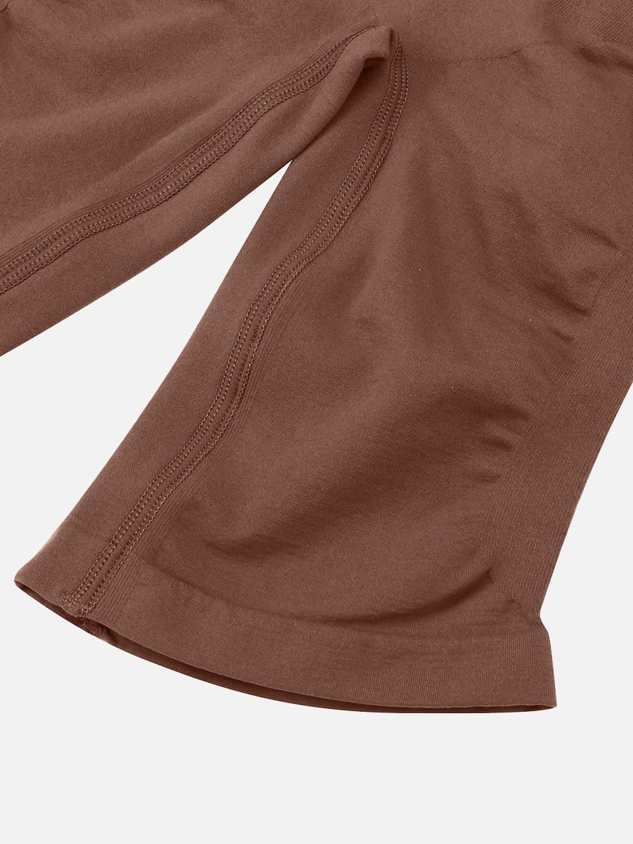 Buckle Strap Waist Trimmer Shorts