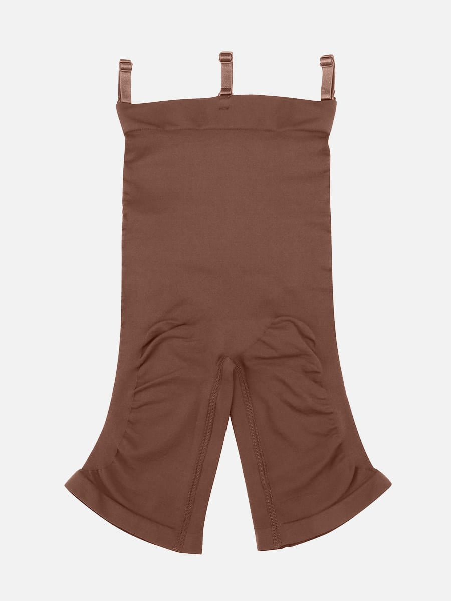 Buckle Strap Waist Trimmer Shorts