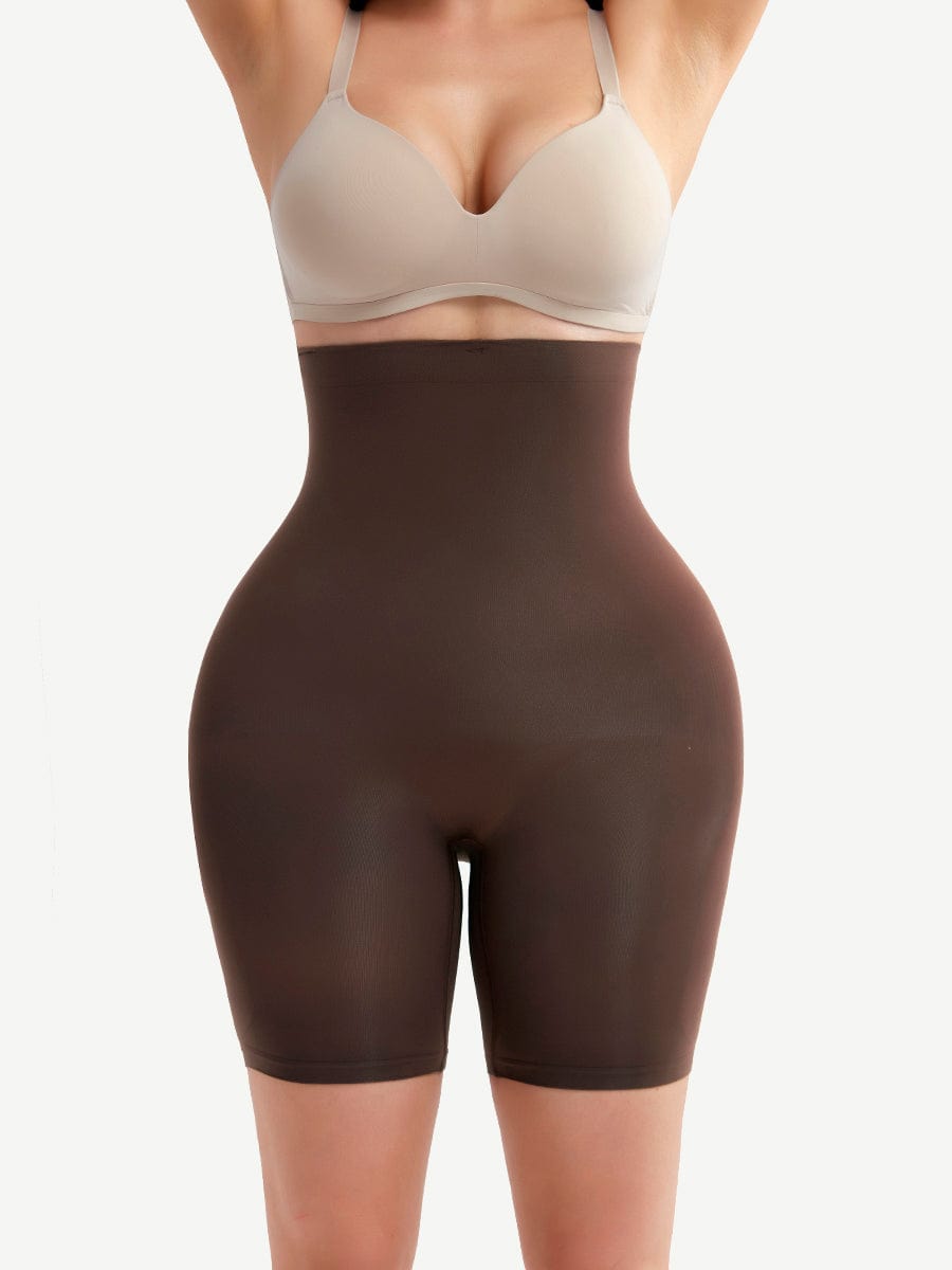 Buckle Strap Waist Trimmer Shorts