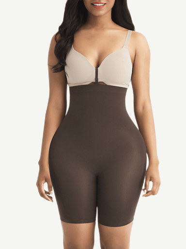 Buckle Strap Waist Trimmer Shorts